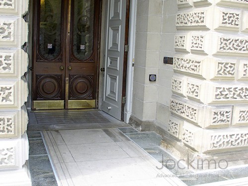 osgoodehall glassflooring door