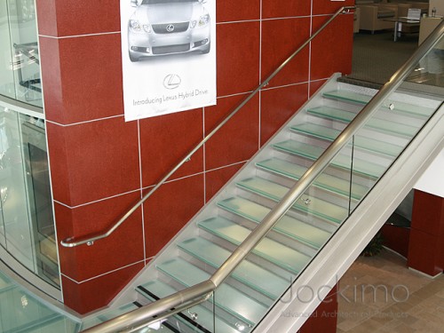 lexus glassflooring glasstreads right